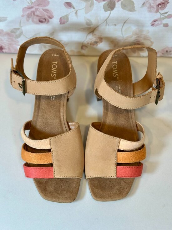 Toms Shoes - Toms Shoes Women's Estella Honey Leather/Sunrise Suede Strappy Sandals Sz 8.5 W